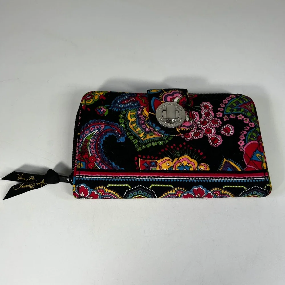 Vera Bradley Turnlock Wallet Provencal Paisley Quilted Cotton Black Multi Color - Picture 3 of 11